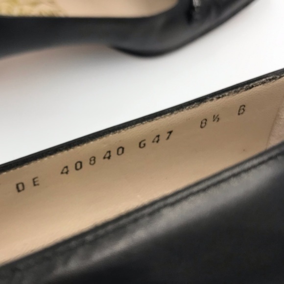 Salvatore Ferragamo Cosenza Black / Nero Calf Leather Flats Size 8.5B - Picture 6 of 11